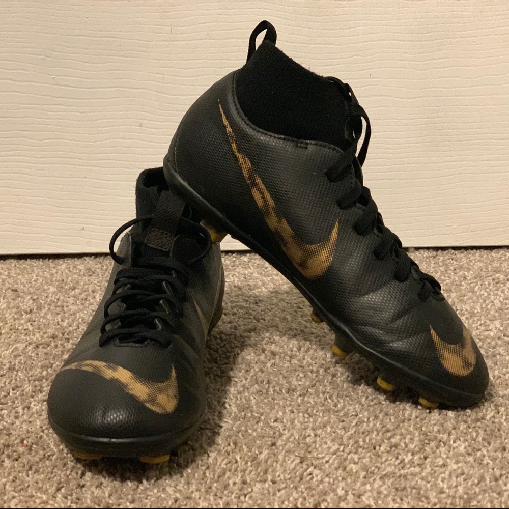 nike mercurial soccer shoes youth